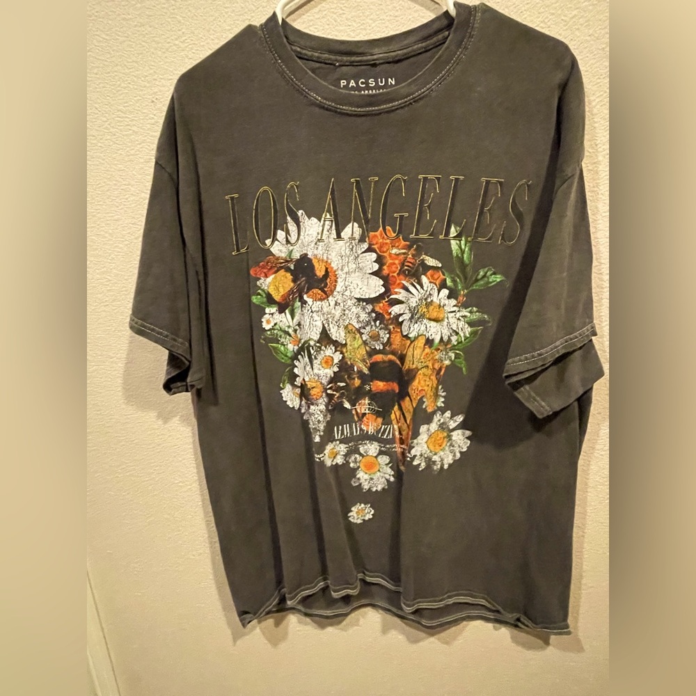 PacSun size large Los Angeles shirt sleeve, color grey
